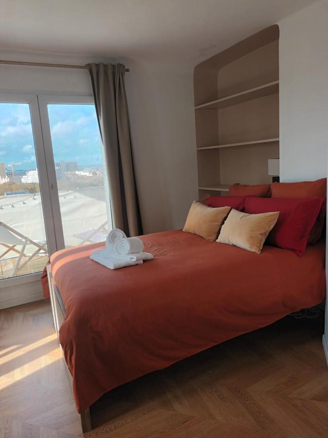 Paris Balcony Top Floor Room Extérieur photo